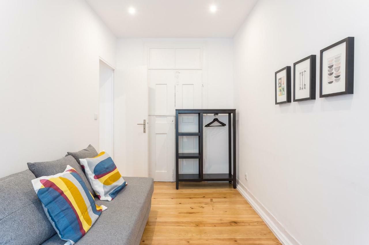 Three Bedroom Apartment In Historical Centre -Bairro Alto Lisboa Extérieur photo