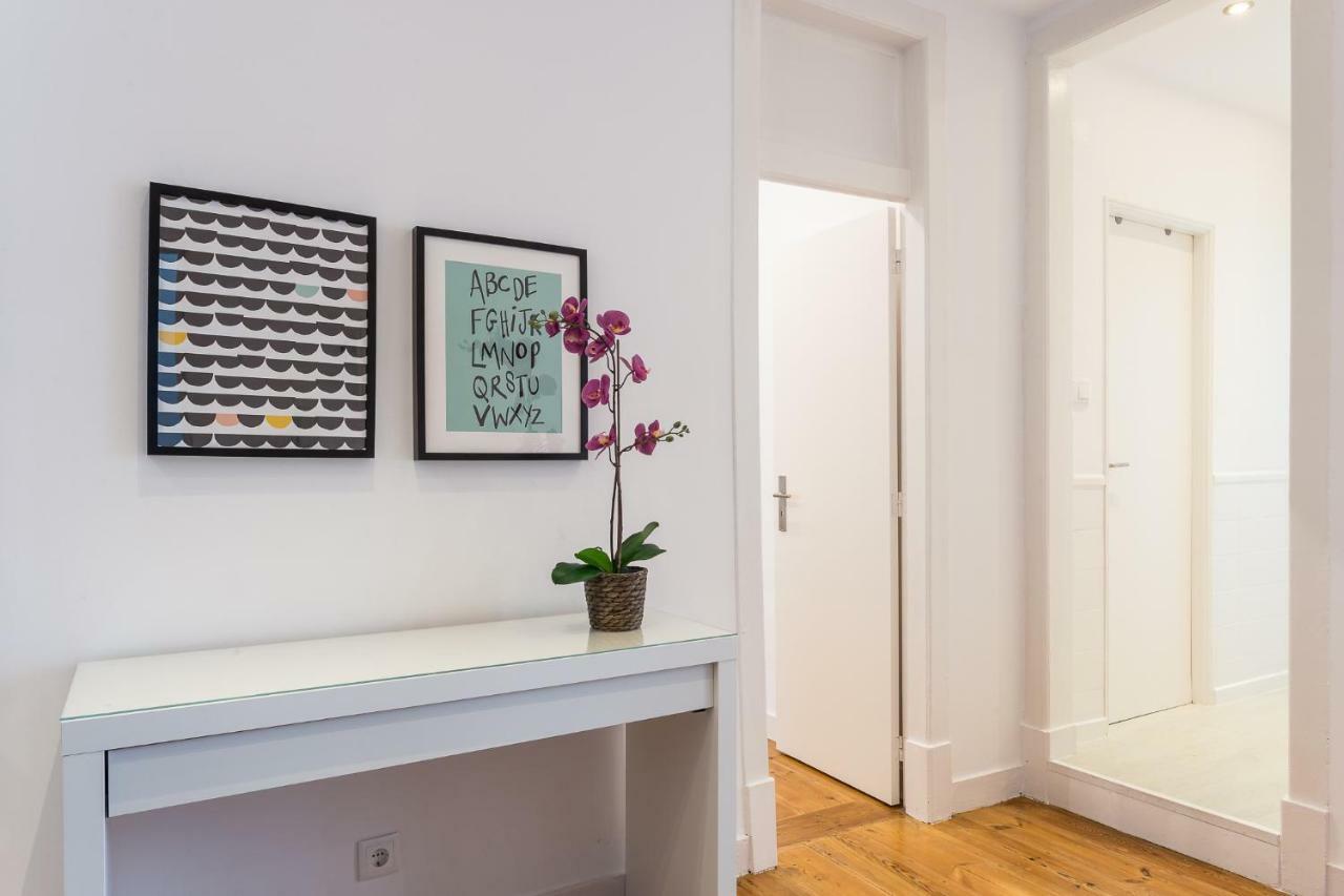 Three Bedroom Apartment In Historical Centre -Bairro Alto Lisboa Extérieur photo