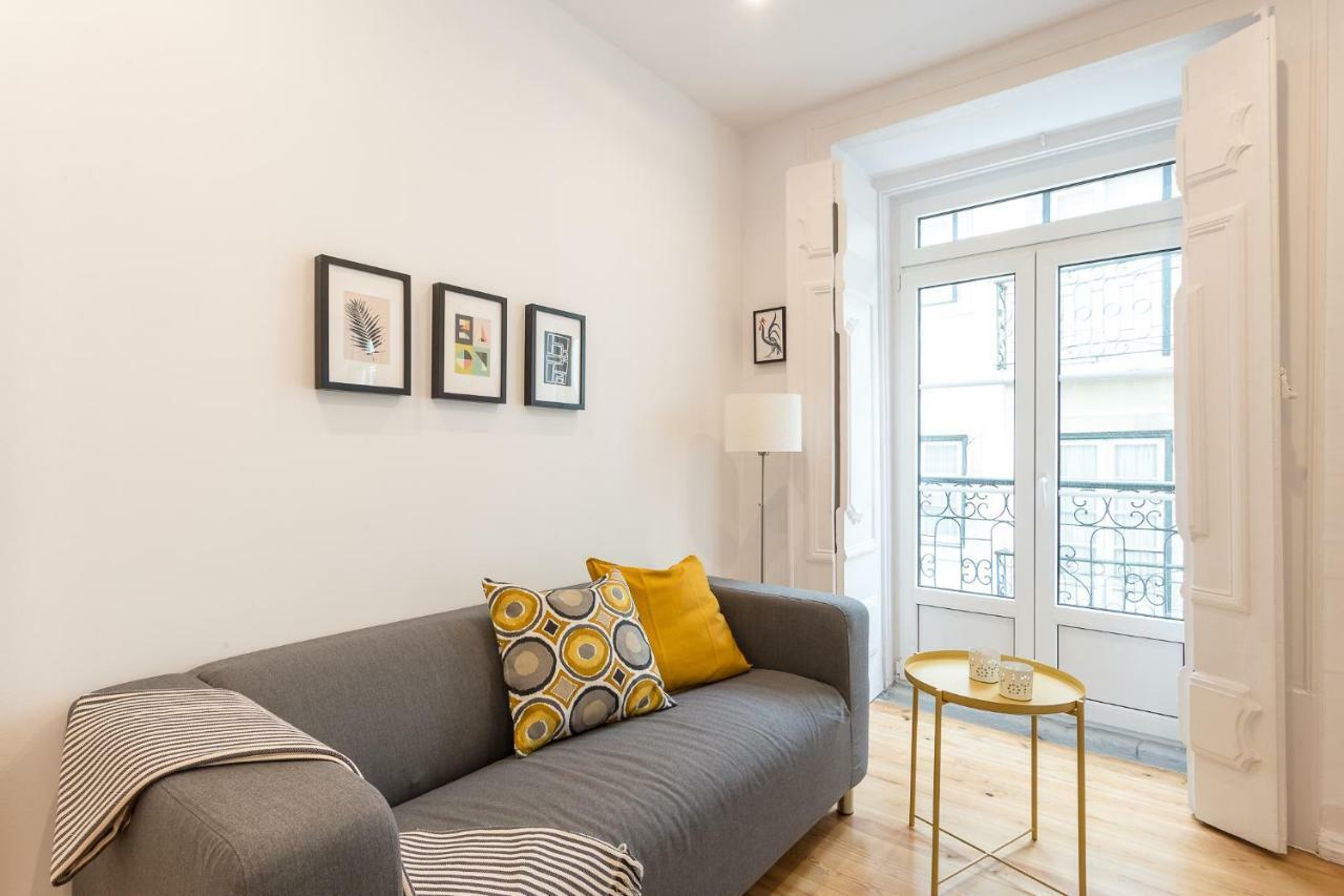 Three Bedroom Apartment In Historical Centre -Bairro Alto Lisboa Extérieur photo
